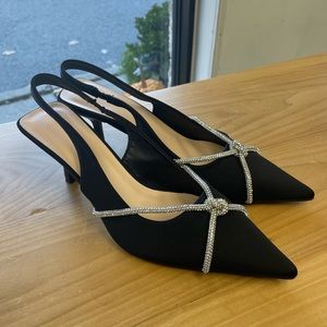 Women’s black pumps. Size 7.5.